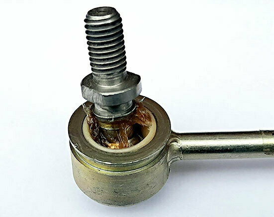 Шарнир стойки стабилизатора